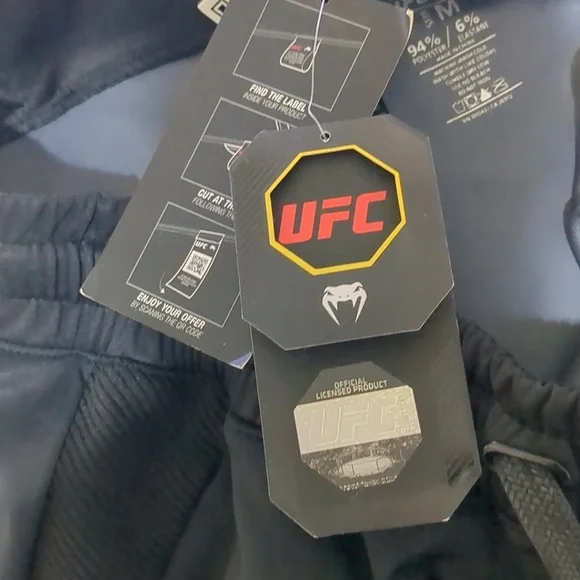 UFC VENUM AUTHENTIC FIGHT NIGHT MEN’S WALKOUT PANTS BLACK Size M NWT